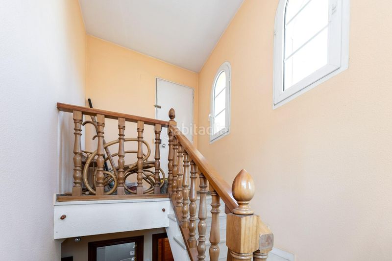 Foto 5785d92f-0b71-4b89-86fc-cec9dec606d5. Xalet amb calefacció aparcament piscina a Albolote