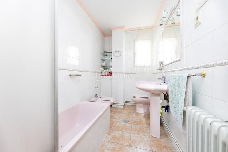 Foto 6ea426b0-6f07-4225-a379-fd96554cd9c2. Xalet amb calefacció aparcament piscina a Albolote