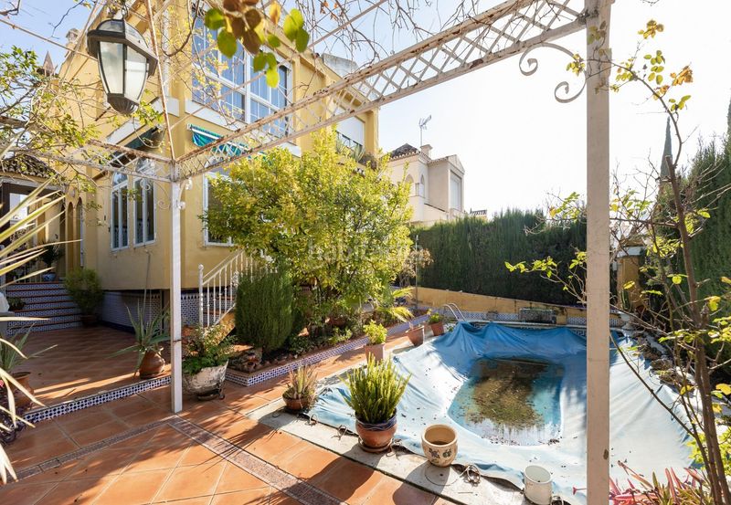 Foto ee1621a7-95be-4b9d-a39a-7fbdf7d3aa05. Xalet amb calefacció aparcament piscina a Albolote