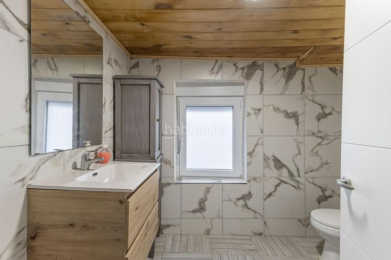 Foto a51d4776-9a6a-42c6-a505-0e5207f6febb. Casa adossada a Atarfe