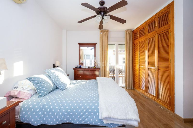 Foto 961b4027-8a7a-4297-842c-9e84c4fa118d. Casa aparellada amb calefacció aparcament a Ogíjares