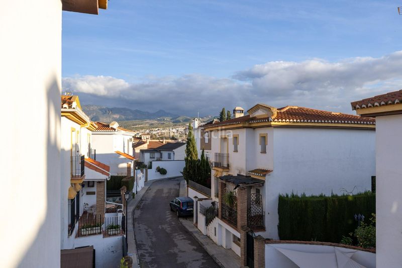 Foto d80aaac9-21f5-44c6-b2ff-45e6cf5deedd. Casa aparellada amb calefacció aparcament a Ogíjares