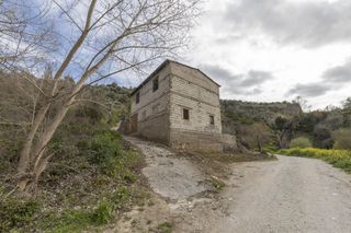 Finca rústica a Valle (El). Parcela con nave de aperos en pleno valle de lecrín