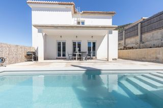 Chalet in Padul. Chalet independiente en fase avanzada de construcción – listo pa