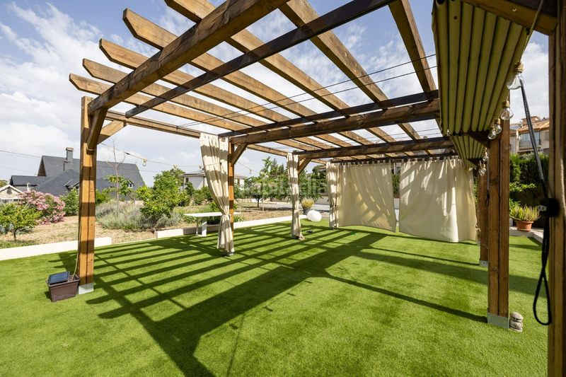 Foto d41c7451-a2d1-4482-94b2-13bb79c648d1. Terreny residencial a Barrio de la Vega Monachil
