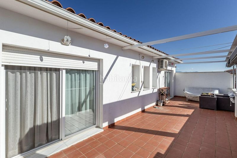 Foto fef3a8b7-6836-460f-9671-1188e6b69629. Àtic a calle encina 4 a Ogíjares