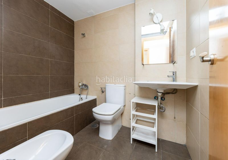 Foto 28d9c84e-d271-4634-b64c-2288ff6ff511. Pis amb aparcament a Monachil pueblo Monachil