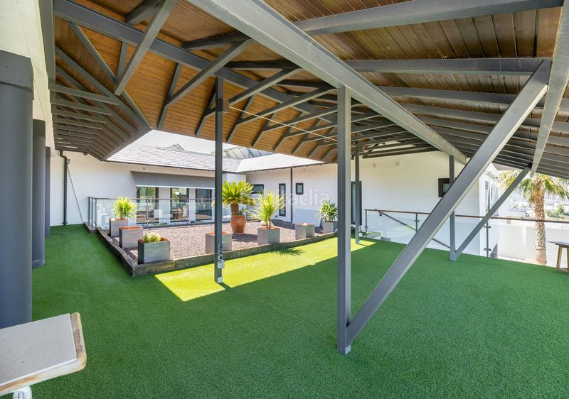 Foto 2379fec5-f028-44ce-b2f4-9ba23154b0bf. Xalet amb xemeneia calefacció aparcament piscina a Zubia (La)