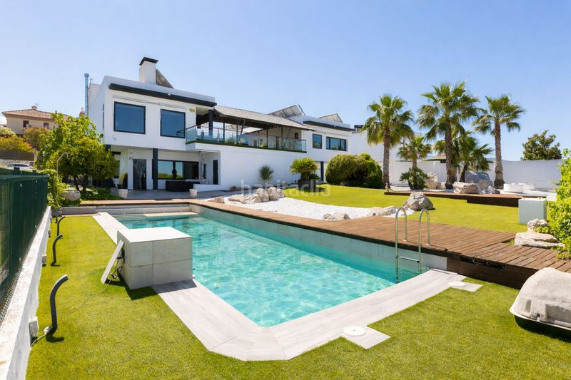 Foto 6372adb7-620c-4f5d-82d1-d8b9360099ac. Xalet amb xemeneia calefacció aparcament piscina a Zubia (La)