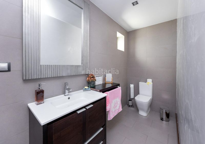 Foto 93fb3d59-505b-48d8-bb22-8212d1a83959. Xalet amb xemeneia calefacció aparcament piscina a Zubia (La)