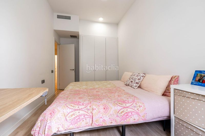 Foto 99272ace-0a1e-495f-bf5b-035531220a01. Pis amb calefacció aparcament piscina a Rosaleda - Juventud Granada