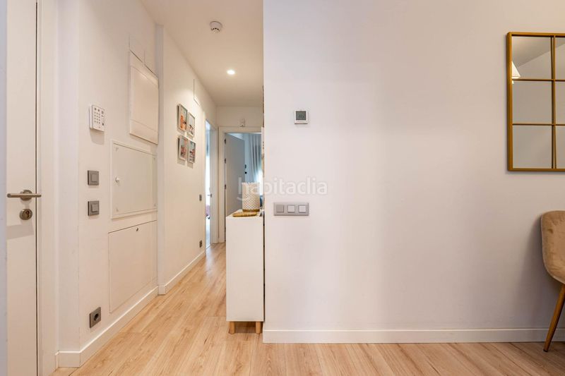 Foto d6c5ecc5-34c1-4da4-97c7-df2087a77860. Pis amb calefacció aparcament piscina a Rosaleda - Juventud Granada