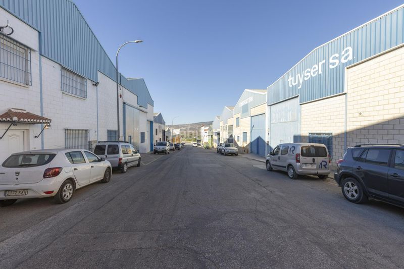 Foto 2228977e-fd86-4bce-94e5-1ab8321e7067. Nau industrial a Dúrcal