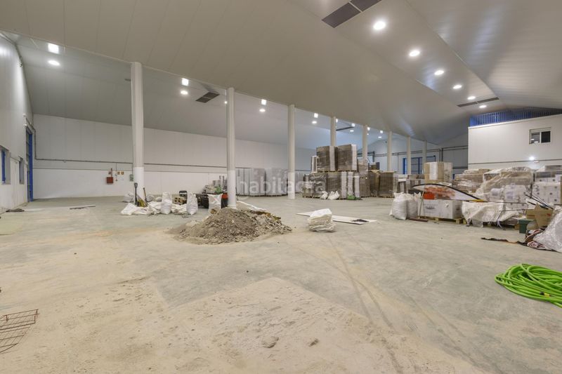 Foto be3f1caf-434d-4e21-a609-8362c5bc8b4a. Nau industrial a Dúrcal