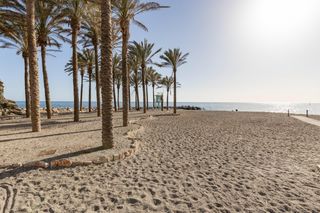 Etagenwohnung  Calle ventura de la vega 4. Oportunidad en torrenueva: piso con terraza y patio cerca de la