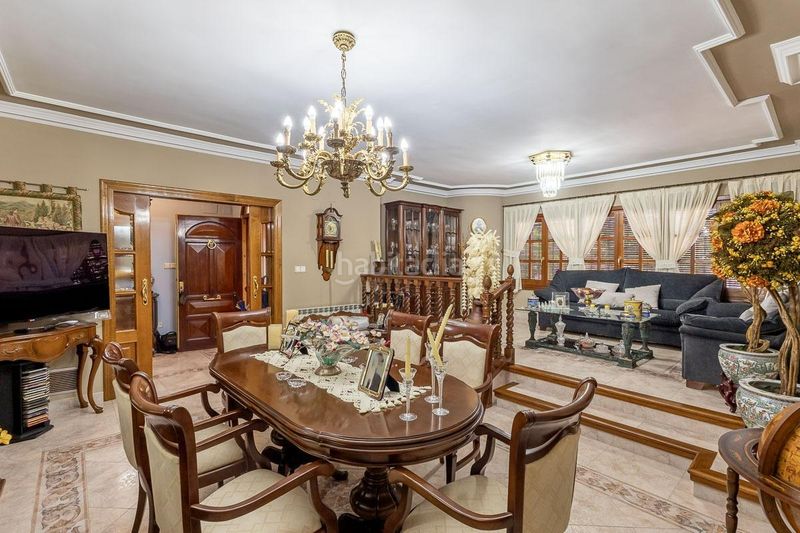 Foto 4af5117e-e56a-4d6b-8b9b-4e26a1878752. Xalet amb xemeneia calefacció aparcament piscina a Monachil