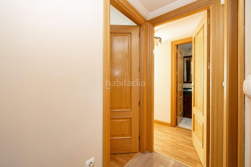 Foto fee6015c-1709-4cc0-9684-b8c0da2c456a. Appartement dans plaza ciudad de los cármenes 3 dans Granada