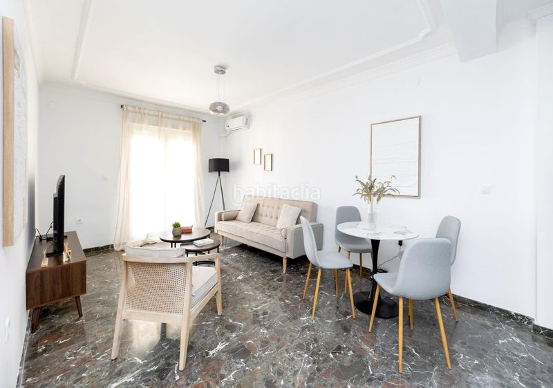 Foto b6b5c8fe-2d39-44c0-b557-43719efbf9ef. Pis amb piscina a Gójar