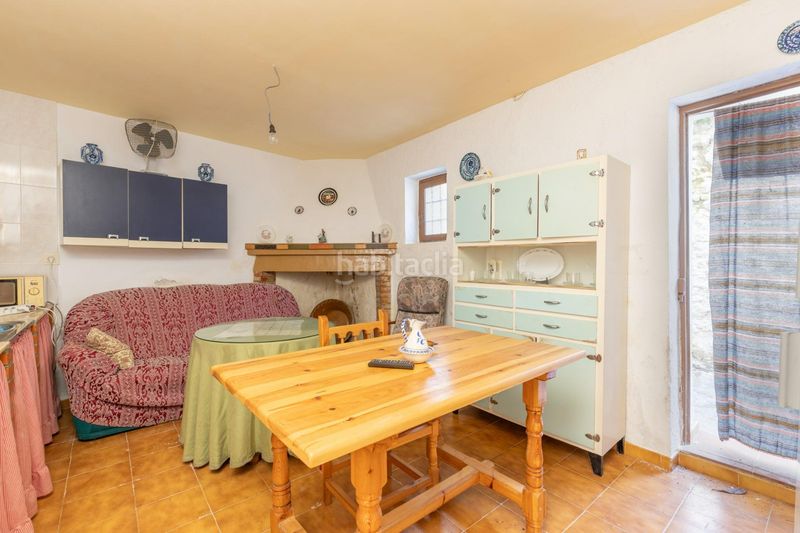 Foto c3cf4210-6dd4-48bf-9f80-032751c03f31. Casa a Albuñuelas