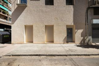 Local Comercial a Calle Azhuma 38