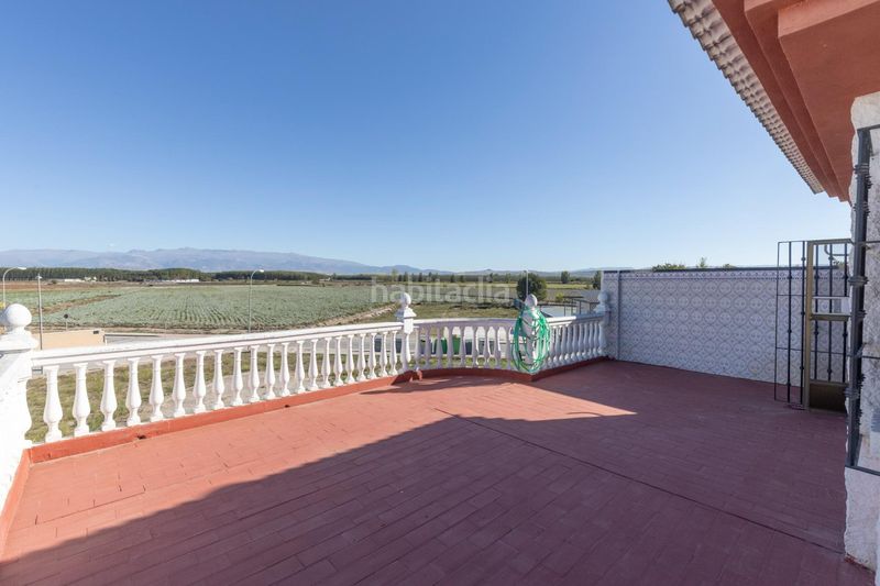 Foto c07ceb26-acc5-4426-8b91-357bd3e20143. Casa amb xemeneia a Santa Fe