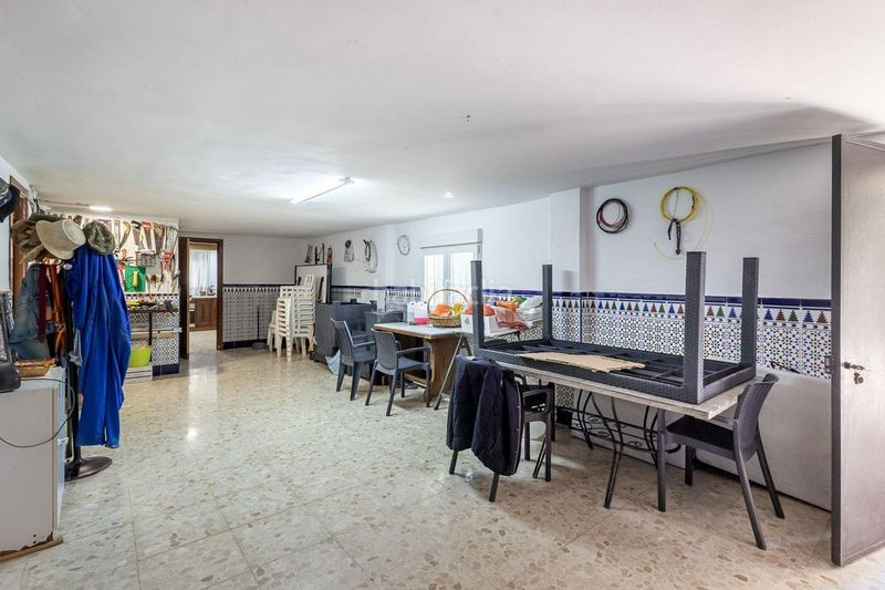 Foto 8e92731f-4888-4347-9965-8c08dfb7e384. Chalet en calle olmo 127 chalet con gran parcela en Atarfe