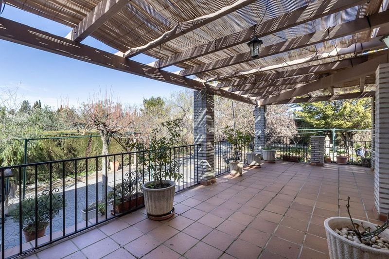 Foto bca3d455-e201-40a3-83bc-721e5717d022. Chalet en calle olmo 127 chalet con gran parcela en Atarfe