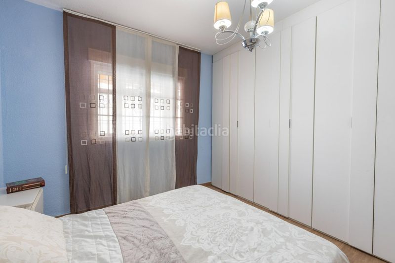 Foto fdf5f46b-3765-42ef-805a-0648258315d2. Casa adossada amb aparcament a San Miguel Armilla