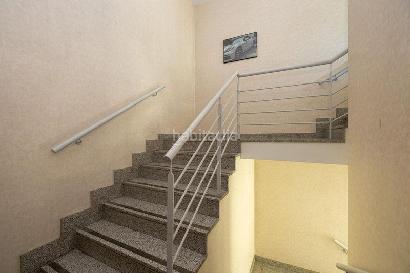 Foto 610b500a-6e3d-4cc1-888f-a294e4718ab8. Edifici a Peligros