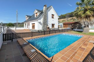 Xalet a Huétor de Santillán. ¡tu hogar ideal espera por ti! ???