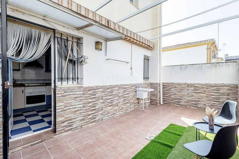 Foto a3b6e9c0-b619-4a68-b9fe-eb024023c45f. Casa aparellada amb xemeneia aparcament a San Miguel Armilla