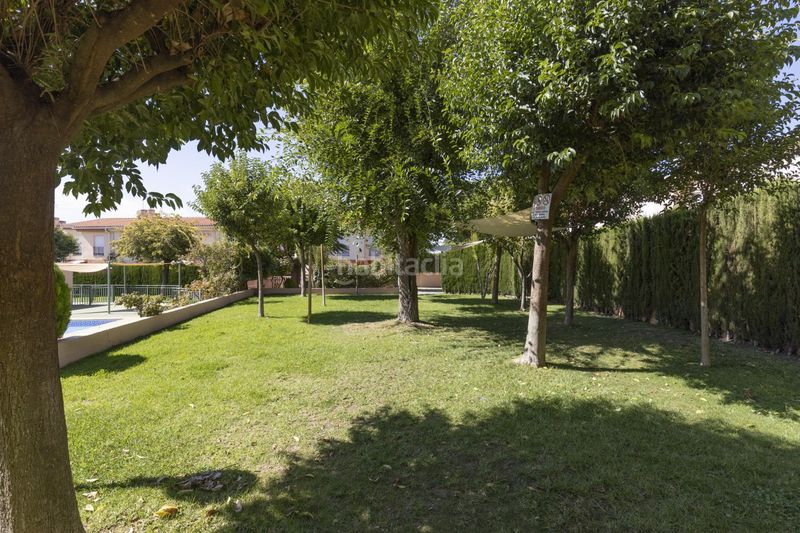 Foto d2096ea3-a51f-4c17-bd26-d8c2f6c30333. Pis amb aparcament piscina a Gójar
