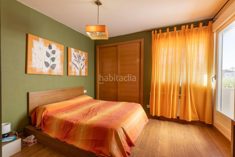 Foto 3d7da9be-e123-4d6e-ae2d-a74bb70b467e. Casa a schiera in calle venezuela 25 in Casco Histórico Churriana de la Vega