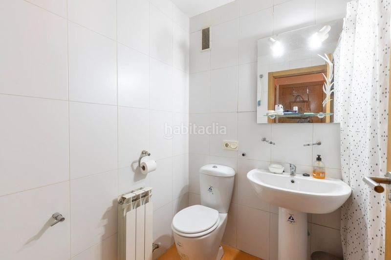 Foto f417ffab-c14c-4893-9086-e37108074049. Casa a schiera in calle venezuela 25 in Casco Histórico Churriana de la Vega