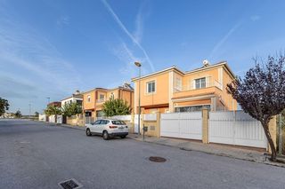 Chalet  Calle venus. Fantástica casa en urbanización los cortijos