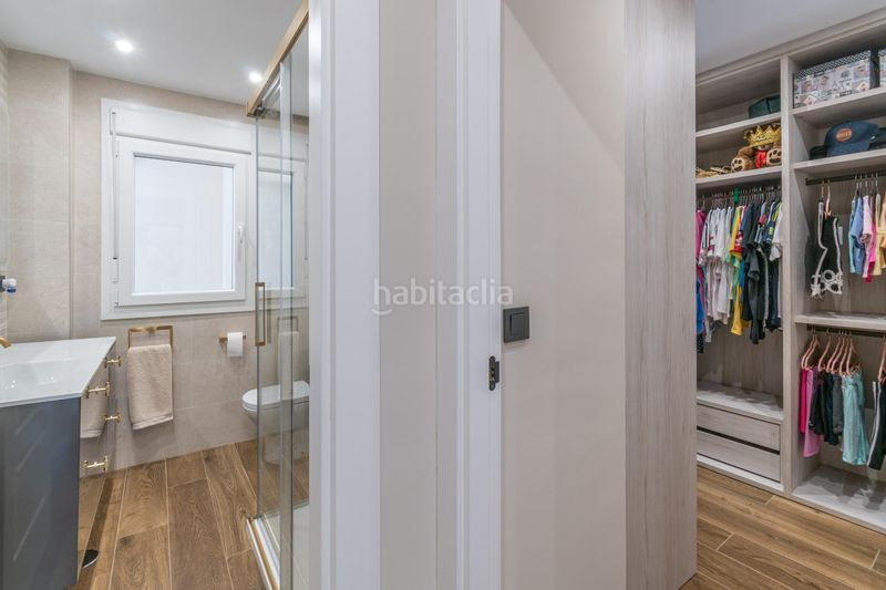 Foto a69e6f9e-5d52-4e57-b94d-1b6d012f6655. Casa amb xemeneia calefacció aparcament a Peligros