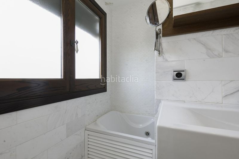 Foto 977e7ec9-9e24-4f26-8396-62a1e27c3cde. Xalet amb calefacció aparcament piscina a Altos de la Zubia Zubia (La)