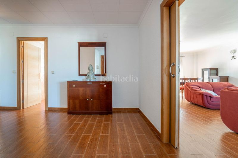 Foto adad321d-c117-40e6-8b81-39b9caa965ff. Xalet amb xemeneia calefacció aparcament a Peligros
