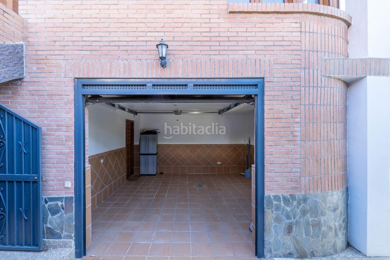 Foto f5b39cdc-82d7-4404-8416-fdebdfc763d4. Xalet amb xemeneia calefacció aparcament a Peligros