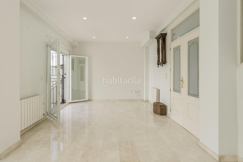 Foto 14e80143-cd1d-4a72-8d05-5b6768d0a29e. Casa adossada amb xemeneia calefacció aparcament a Armilla