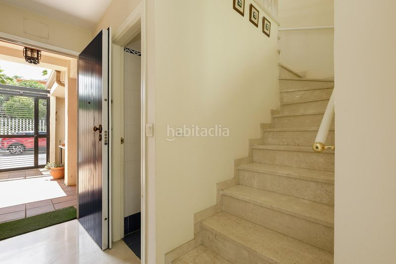 Foto 8ade8bb7-8a8a-4172-b8ba-f933a7867fb6. Casa adossada amb xemeneia calefacció aparcament a Armilla