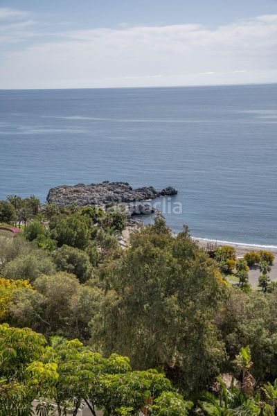 Foto ee32944c-62bc-4e90-b00b-723708c8f108. Pis amb piscina a Punta La Mona Almuñécar
