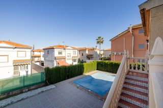 Xalet  Calle retama. Chalet en ventorillo, cullar. parcela con piscina. dormitorio en