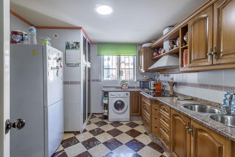 Foto 00866a85-6378-4cde-a489-950bba105b85. Appartamento in calle maria uceda diaz 25 in Cenes de la Vega