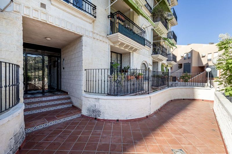 Foto 11c6e26a-673a-431a-8ce3-751d5ab88515. Appartamento in calle maria uceda diaz 25 in Cenes de la Vega