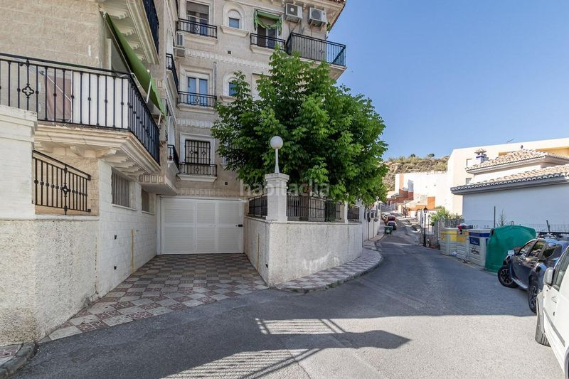 Foto f0eff743-740b-4878-9b26-dce2cd388696. Appartamento in calle maria uceda diaz 25 in Cenes de la Vega