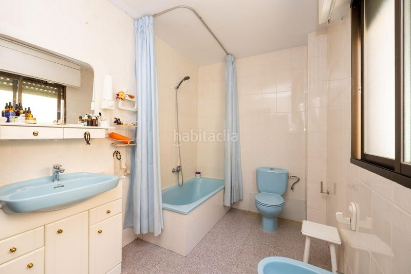Foto 214611d0-7fb9-4d72-928c-28e55e147e59. Casa con camino in Güéjar Sierra