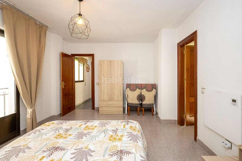 Foto fa9402eb-d73d-40e1-b5ae-fd91dd376291. Casa con camino in Güéjar Sierra