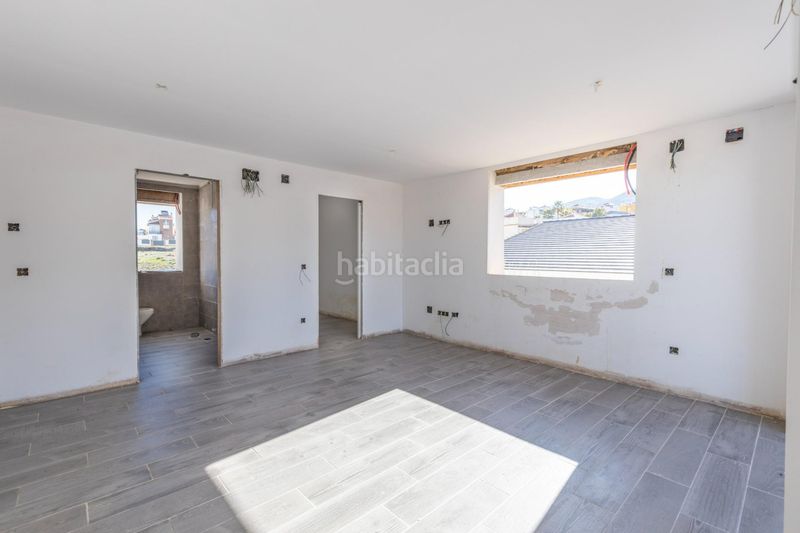 Foto 1fc8fe84-0d56-4838-a0dd-9ffe0abf37cd. Xalet amb aparcament piscina a Dílar