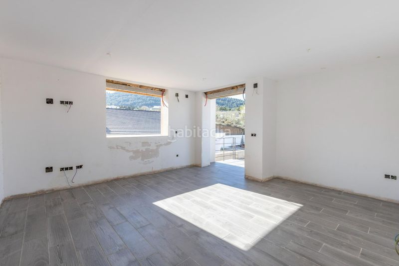 Foto b5ac904a-d743-499a-8017-617120ab6f1c. Xalet amb aparcament piscina a Dílar